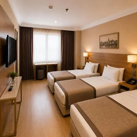 Prens By Gkry Group - Tram And Metro Stops Are Just A Few Min Walk Away Hotell 3*