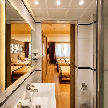 Prens By Gkry Group - Tram And Metro Stops Are Just A Few Min Walk Away